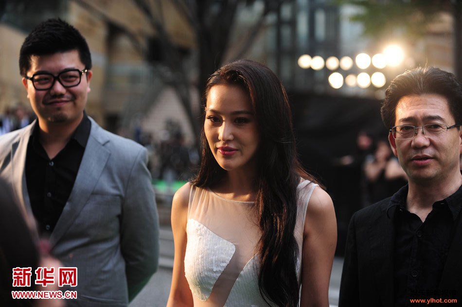 大陆明星张馨予 电影预告片《不怕贼惦记》